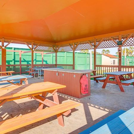 Cozy Waterfront Port Isabel Cottage With Deck! Esterno foto