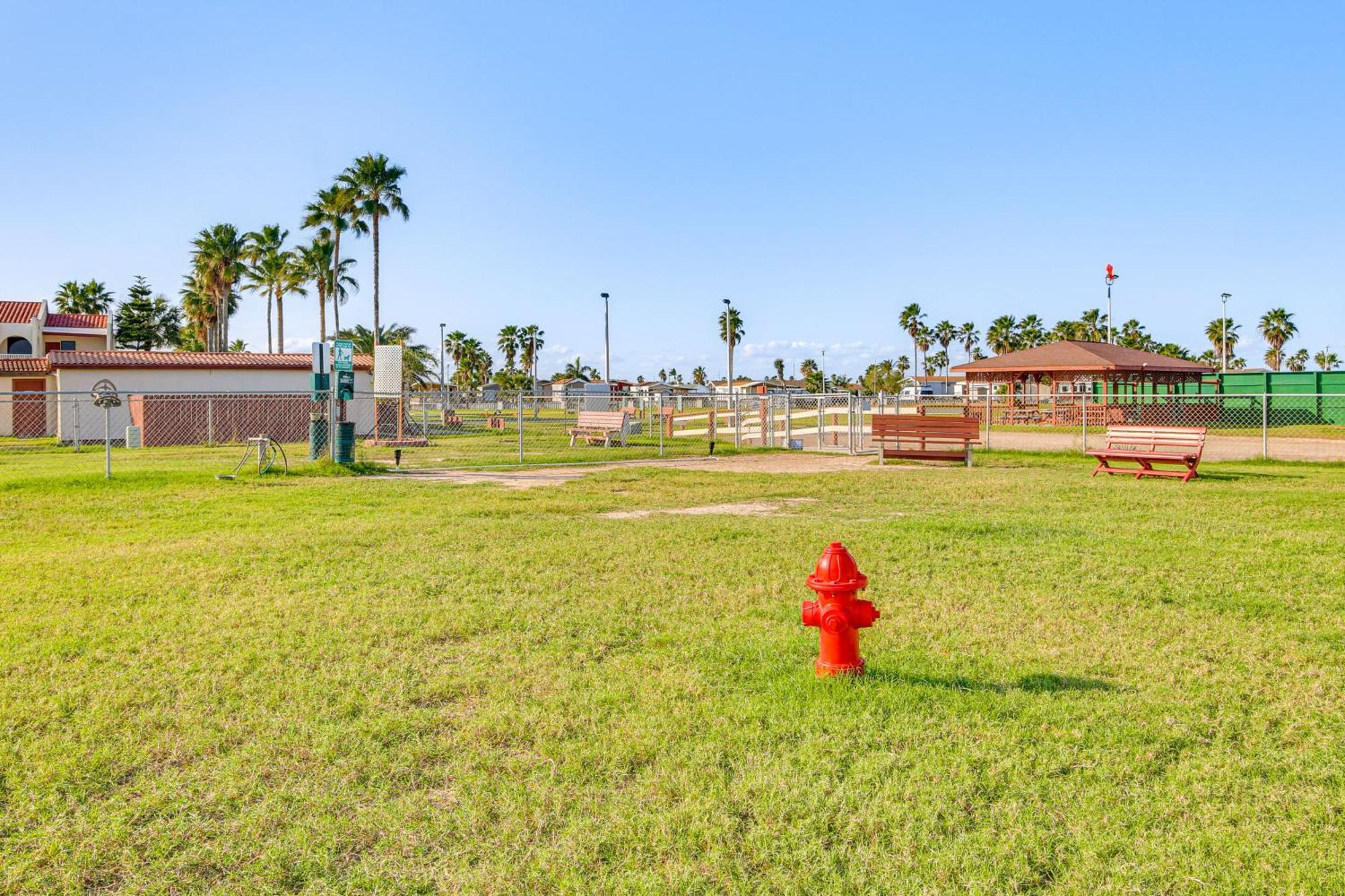 Cozy Waterfront Port Isabel Cottage With Deck! Esterno foto